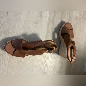 American Eagle wedge heels size 7 1/2